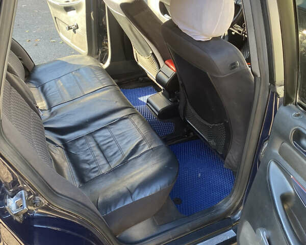 Синий Ауди А4, объемом двигателя 1.9 л и пробегом 476 тыс. км за 3500 $, фото 14 на Automoto.ua
