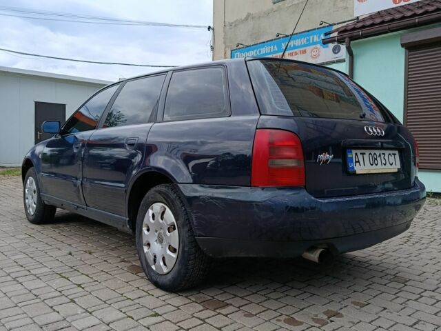 Синий Ауди А4, объемом двигателя 1.8 л и пробегом 375 тыс. км за 2200 $, фото 19 на Automoto.ua