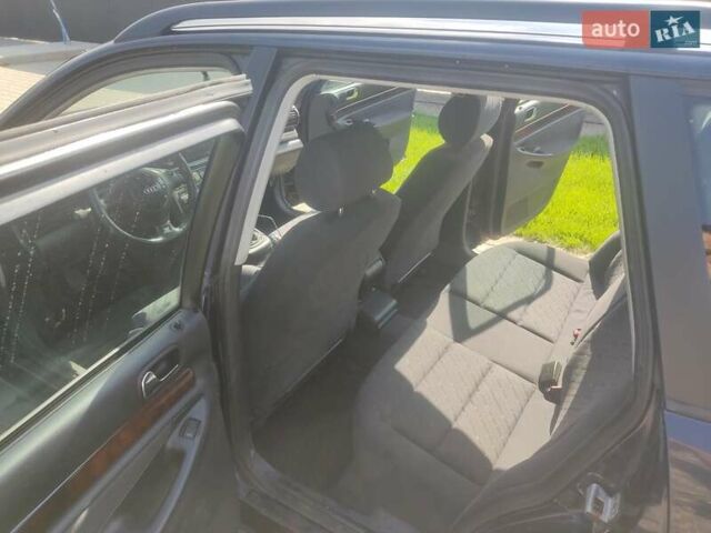 Синий Ауди А4, объемом двигателя 1.9 л и пробегом 370 тыс. км за 2300 $, фото 6 на Automoto.ua