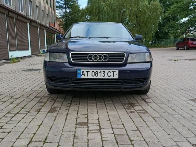Синий Ауди А4, объемом двигателя 1.8 л и пробегом 375 тыс. км за 2200 $, фото 22 на Automoto.ua