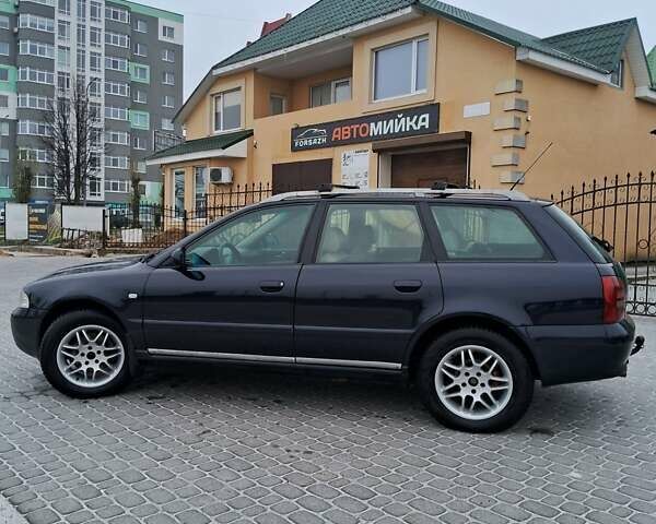 Синий Ауди А4, объемом двигателя 2.5 л и пробегом 420 тыс. км за 3800 $, фото 8 на Automoto.ua