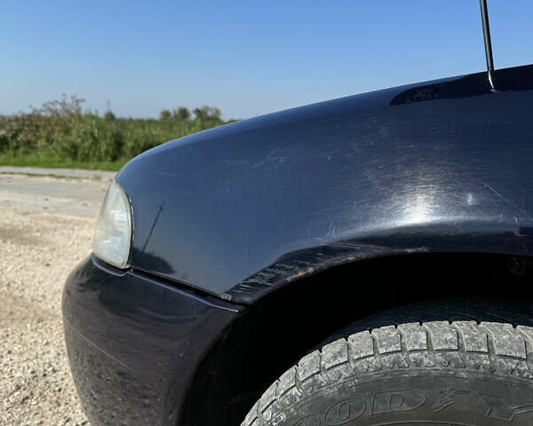 Синий Ауди А4, объемом двигателя 2.5 л и пробегом 320 тыс. км за 3700 $, фото 12 на Automoto.ua