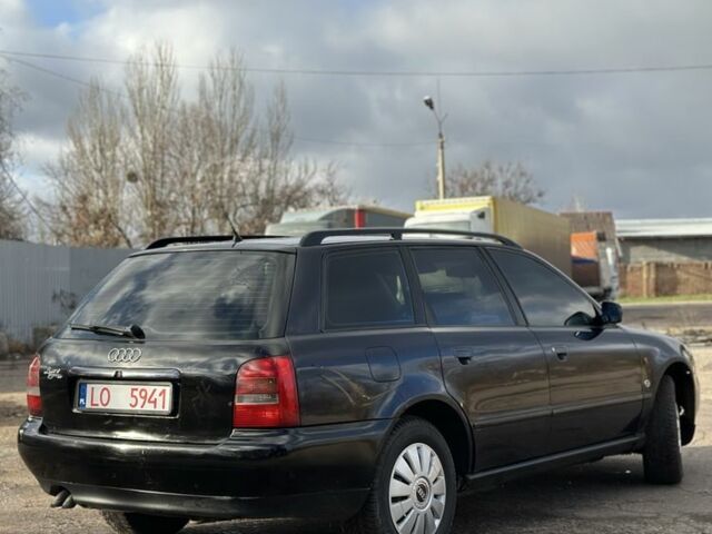 Синій Ауді А4, об'ємом двигуна 1.9 л та пробігом 475 тис. км за 2000 $, фото 3 на Automoto.ua