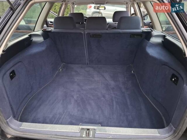 Синий Ауди А4, объемом двигателя 1.78 л и пробегом 196 тыс. км за 4850 $, фото 31 на Automoto.ua