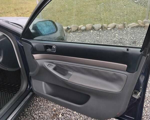 Синій Ауді А4, об'ємом двигуна 1.6 л та пробігом 248 тис. км за 5100 $, фото 16 на Automoto.ua
