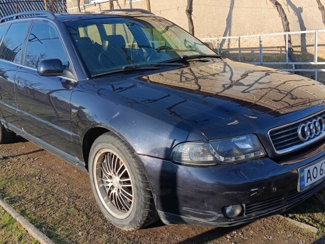 Синий Ауди А4, объемом двигателя 2.5 л и пробегом 260 тыс. км за 2000 $, фото 6 на Automoto.ua