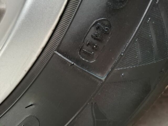 Синій Ауді А4, об'ємом двигуна 1.8 л та пробігом 196 тис. км за 4850 $, фото 16 на Automoto.ua