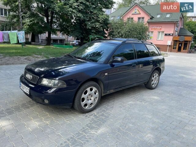 Синий Ауди А4, объемом двигателя 1.9 л и пробегом 370 тыс. км за 3500 $, фото 2 на Automoto.ua