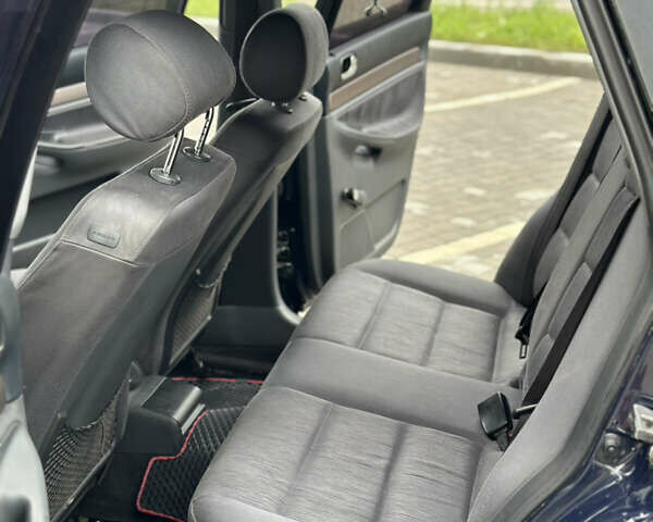 Синий Ауди А4, объемом двигателя 1.9 л и пробегом 320 тыс. км за 4750 $, фото 32 на Automoto.ua