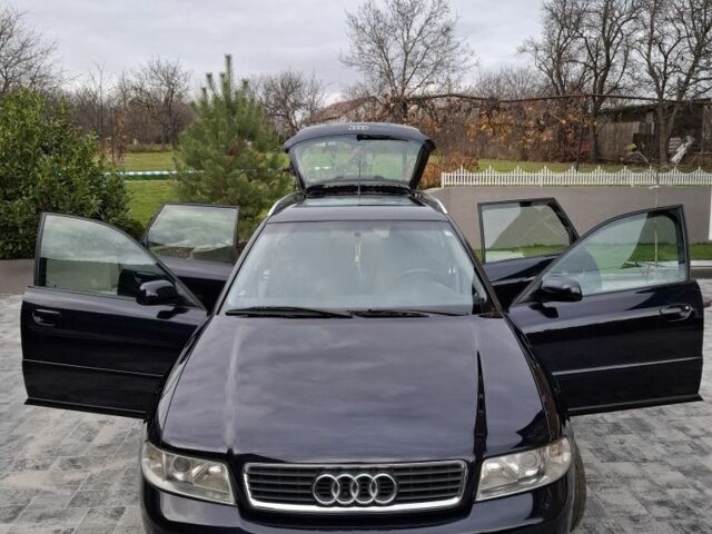 Синій Ауді А4, об'ємом двигуна 1.8 л та пробігом 196 тис. км за 4850 $, фото 14 на Automoto.ua