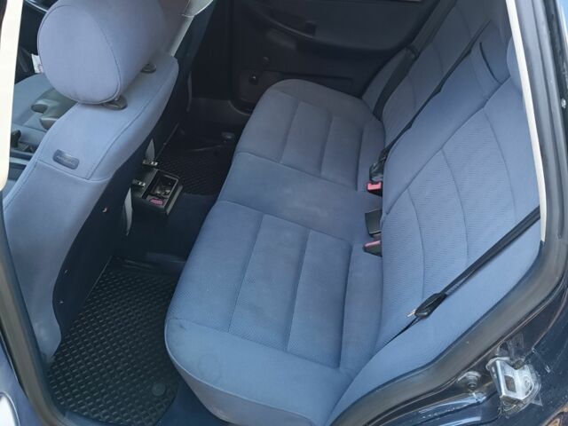 Синий Ауди А4, объемом двигателя 0 л и пробегом 424 тыс. км за 2500 $, фото 5 на Automoto.ua