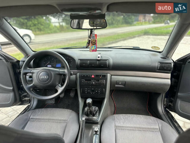 Синий Ауди А4, объемом двигателя 1.9 л и пробегом 320 тыс. км за 4750 $, фото 25 на Automoto.ua