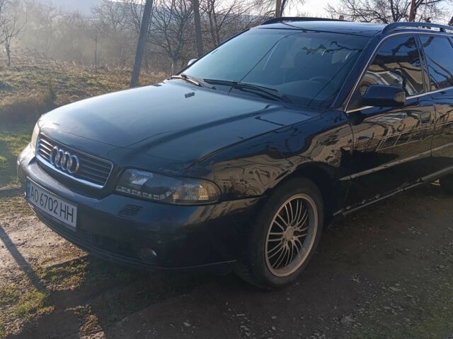 Синий Ауди А4, объемом двигателя 2.5 л и пробегом 260 тыс. км за 2000 $, фото 4 на Automoto.ua