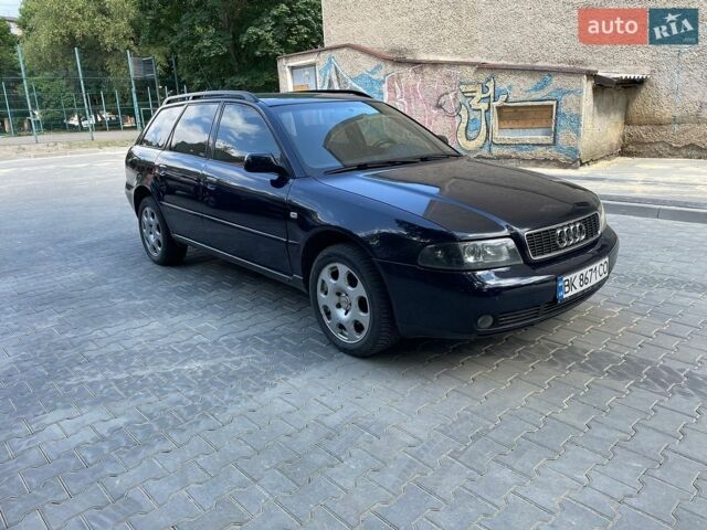 Синий Ауди А4, объемом двигателя 1.9 л и пробегом 370 тыс. км за 3500 $, фото 1 на Automoto.ua