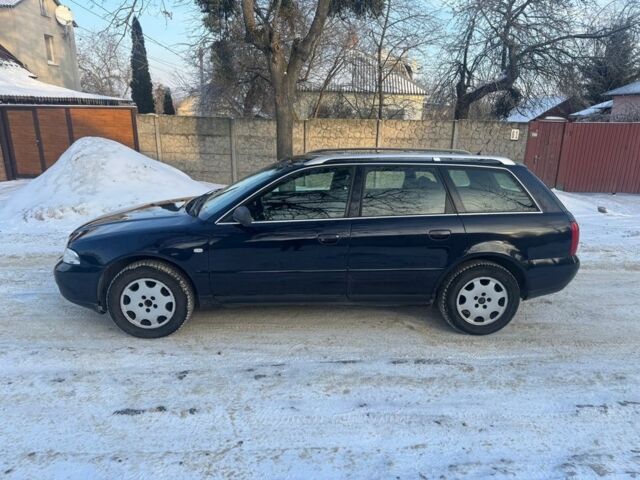 Синій Ауді А4, об'ємом двигуна 1.9 л та пробігом 250 тис. км за 2300 $, фото 3 на Automoto.ua