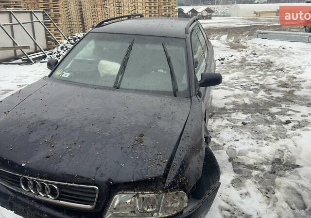 Синій Ауді А4, об'ємом двигуна 1.9 л та пробігом 367 тис. км за 1800 $, фото 5 на Automoto.ua