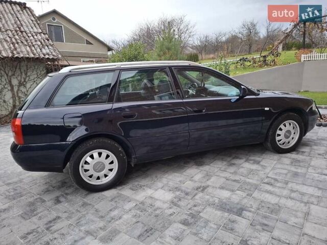 Синий Ауди А4, объемом двигателя 1.78 л и пробегом 196 тыс. км за 4850 $, фото 8 на Automoto.ua