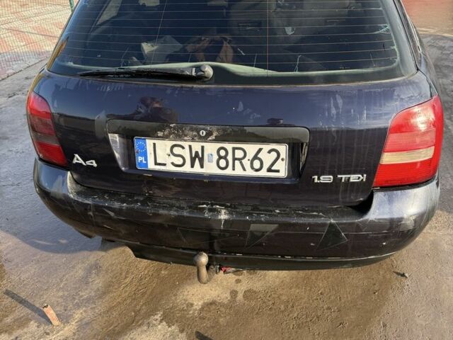 Синій Ауді А4, об'ємом двигуна 1.9 л та пробігом 350 тис. км за 2100 $, фото 3 на Automoto.ua
