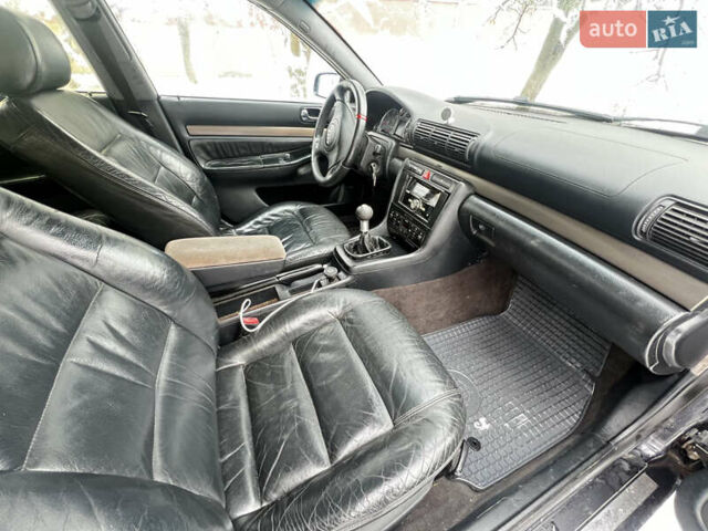 Синий Ауди А4, объемом двигателя 2.5 л и пробегом 225 тыс. км за 2750 $, фото 10 на Automoto.ua