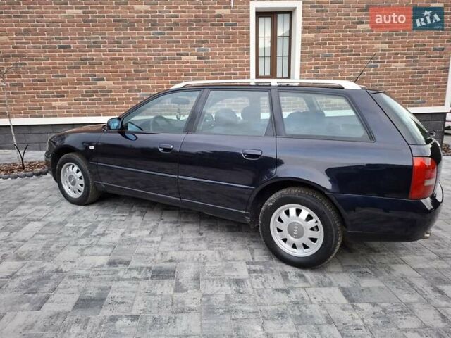 Синий Ауди А4, объемом двигателя 1.78 л и пробегом 196 тыс. км за 4850 $, фото 11 на Automoto.ua