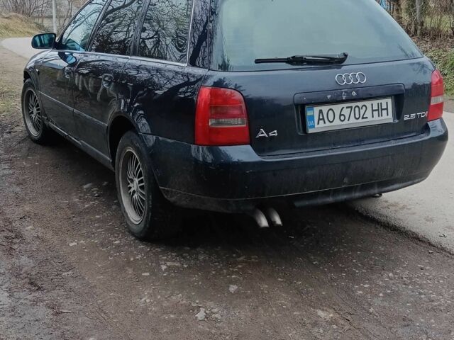 Синій Ауді А4, об'ємом двигуна 2.5 л та пробігом 260 тис. км за 3300 $, фото 6 на Automoto.ua