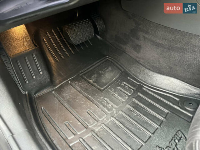 Синий Ауди А4, объемом двигателя 1.8 л и пробегом 193 тыс. км за 7777 $, фото 32 на Automoto.ua