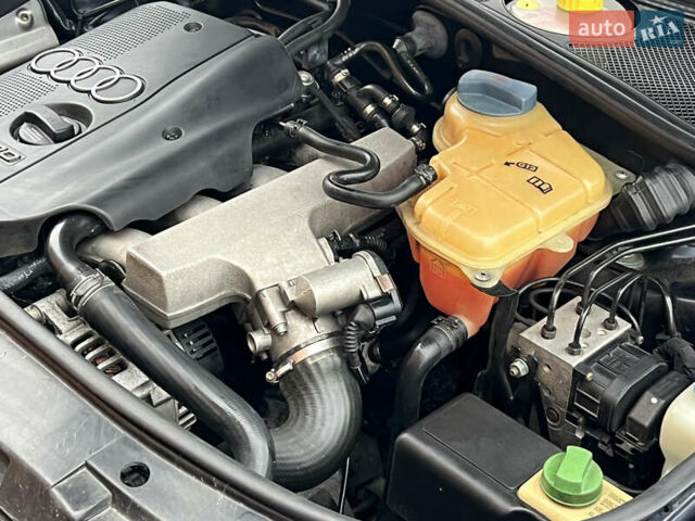 Синий Ауди А4, объемом двигателя 1.8 л и пробегом 193 тыс. км за 7777 $, фото 39 на Automoto.ua