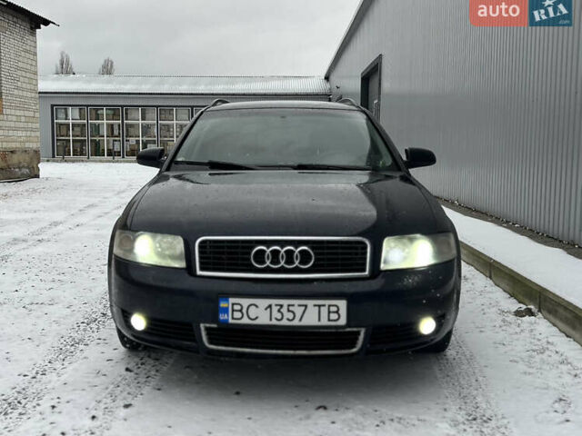 Синій Ауді А4, об'ємом двигуна 1.78 л та пробігом 349 тис. км за 4299 $, фото 12 на Automoto.ua