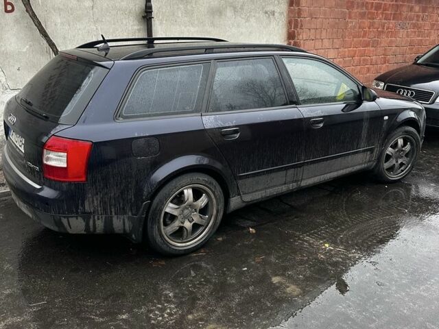 Синий Ауди А4, объемом двигателя 2.5 л и пробегом 400 тыс. км за 1500 $, фото 1 на Automoto.ua