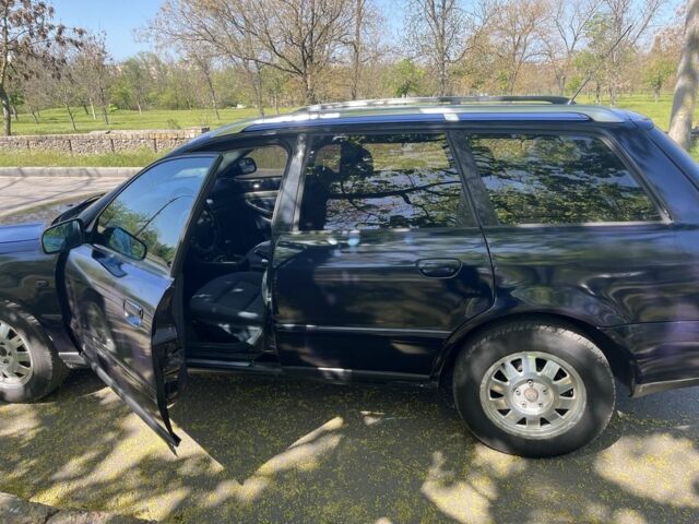 Синій Ауді А4, об'ємом двигуна 1.9 л та пробігом 350 тис. км за 2500 $, фото 2 на Automoto.ua