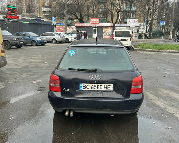 Синій Ауді А4, об'ємом двигуна 2.5 л та пробігом 400 тис. км за 3500 $, фото 3 на Automoto.ua