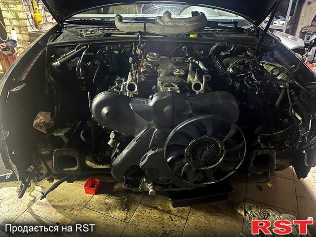 Синий Ауди А4, объемом двигателя 2.5 л и пробегом 398 тыс. км за 6000 $, фото 1 на Automoto.ua