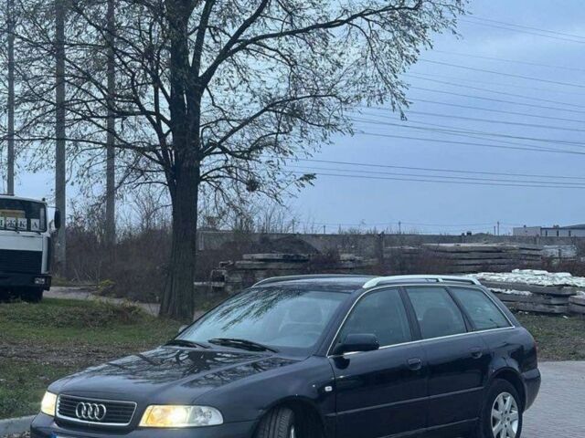 Синій Ауді А4, об'ємом двигуна 2.5 л та пробігом 200 тис. км за 3600 $, фото 4 на Automoto.ua