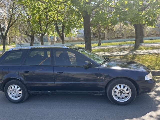 Синій Ауді А4, об'ємом двигуна 1.9 л та пробігом 350 тис. км за 2500 $, фото 3 на Automoto.ua