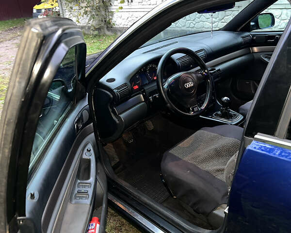 Синий Ауди А4, объемом двигателя 1.78 л и пробегом 250 тыс. км за 3600 $, фото 6 на Automoto.ua