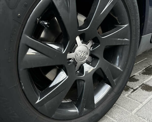 Синий Ауди А4, объемом двигателя 1.78 л и пробегом 255 тыс. км за 5000 $, фото 17 на Automoto.ua