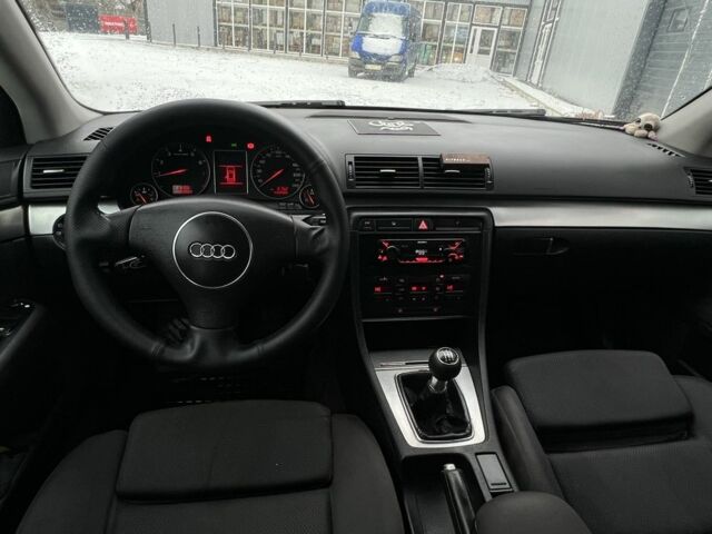 Синій Ауді А4, об'ємом двигуна 1.8 л та пробігом 349 тис. км за 4299 $, фото 18 на Automoto.ua