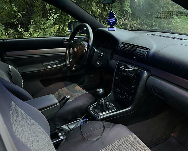 Синий Ауди А4, объемом двигателя 1.78 л и пробегом 250 тыс. км за 3600 $, фото 9 на Automoto.ua