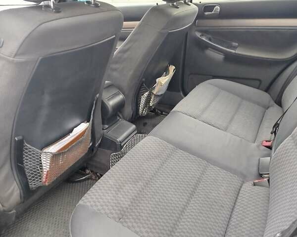 Синий Ауди А4, объемом двигателя 1.9 л и пробегом 320 тыс. км за 3500 $, фото 5 на Automoto.ua