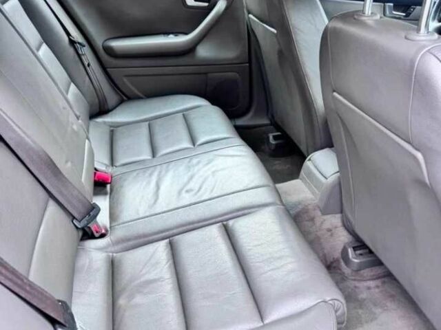 Синій Ауді А4, об'ємом двигуна 1.9 л та пробігом 298 тис. км за 1850 $, фото 13 на Automoto.ua