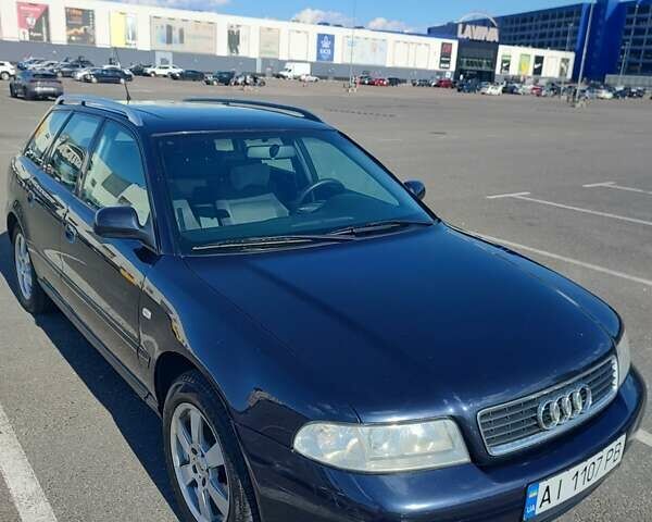 Синий Ауди А4, объемом двигателя 1.9 л и пробегом 277 тыс. км за 5000 $, фото 1 на Automoto.ua