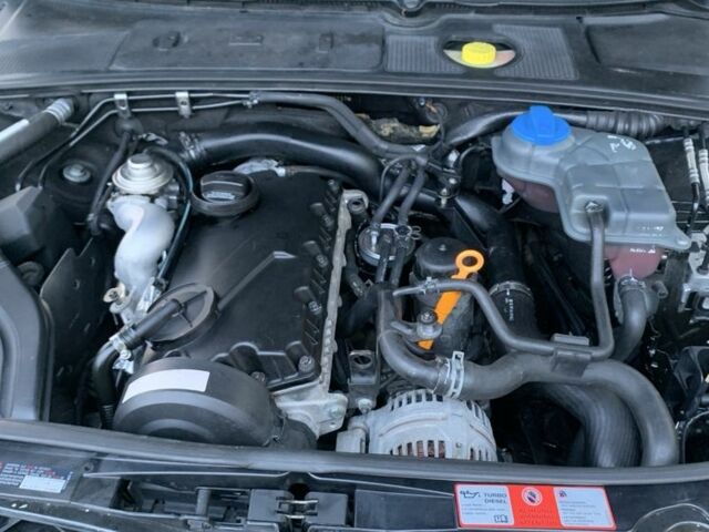 Синий Ауди А4, объемом двигателя 1.9 л и пробегом 3 тыс. км за 4800 $, фото 5 на Automoto.ua