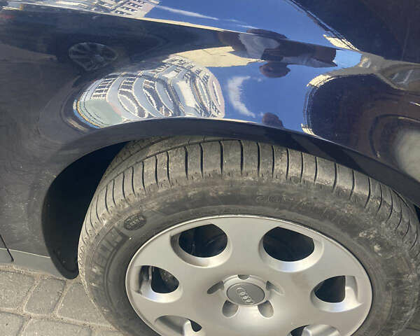 Ауди А4 2002 в Ивано-Франковске на Automoto.ua Синий Ауди А4, объемом двигателя 1.78 л и пробегом 160 тыс. км за 4200 $, фото 26 на Automoto.ua