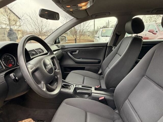 Синий Ауди А4, объемом двигателя 2 л и пробегом 333 тыс. км за 2800 $, фото 10 на Automoto.ua