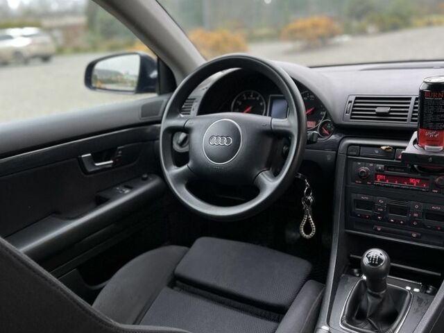 Синій Ауді А4, об'ємом двигуна 2 л та пробігом 202 тис. км за 4300 $, фото 16 на Automoto.ua