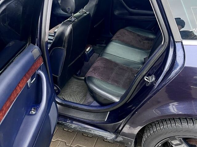 Синий Ауди А4, объемом двигателя 2.5 л и пробегом 350 тыс. км за 2699 $, фото 8 на Automoto.ua