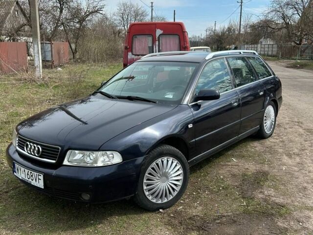 Синий Ауди А4, объемом двигателя 2 л и пробегом 1000 тыс. км за 1900 $, фото 5 на Automoto.ua