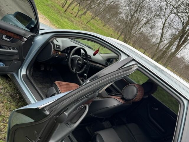 Синий Ауди А4, объемом двигателя 2.5 л и пробегом 360 тыс. км за 5000 $, фото 4 на Automoto.ua