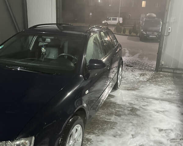 Синий Ауди А4, объемом двигателя 2 л и пробегом 205 тыс. км за 4000 $, фото 7 на Automoto.ua