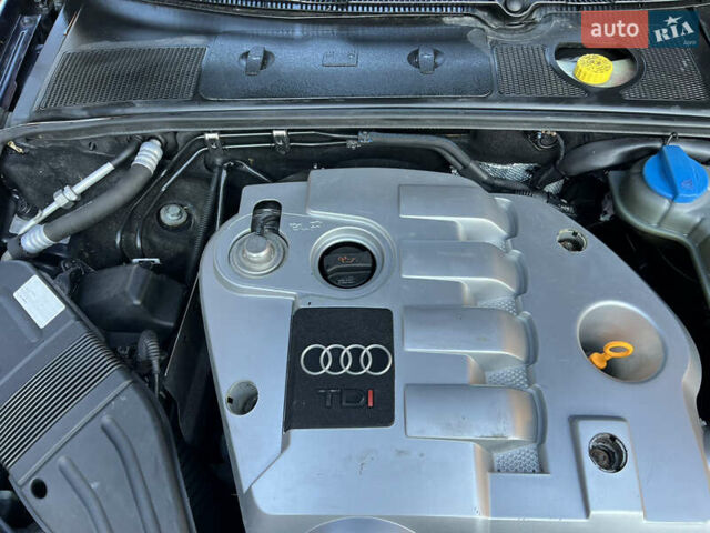 Синій Ауді А4, об'ємом двигуна 1.9 л та пробігом 331 тис. км за 4550 $, фото 33 на Automoto.ua